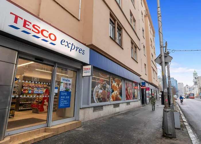 アパート Bratisheart *